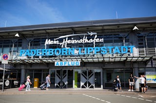 Schild Mein Heimathafen über dem Haupteingang